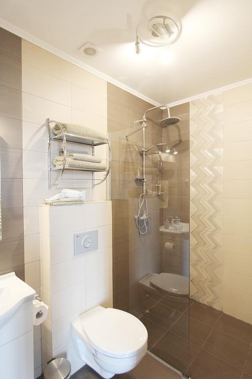 Central Parc Studios Сибиу Екстериор снимка